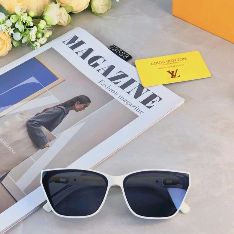 Louis Vuitton Sunglasses EasyMatch 280463