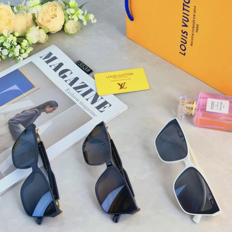 Louis Vuitton Sunglasses EasyMatch 280463