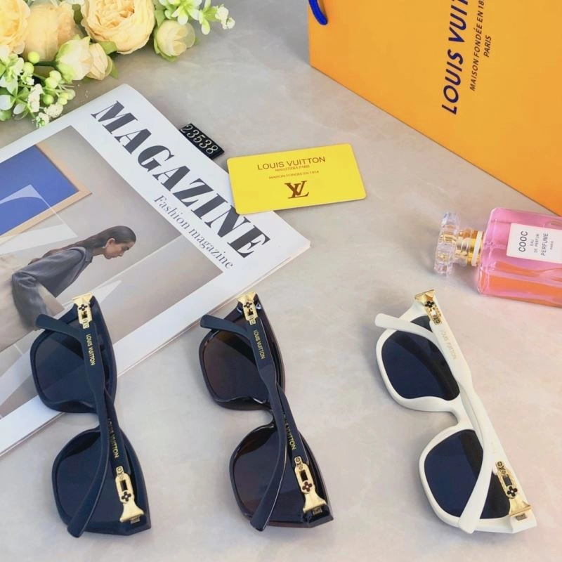 Louis Vuitton Sunglasses EasyMatch 280463