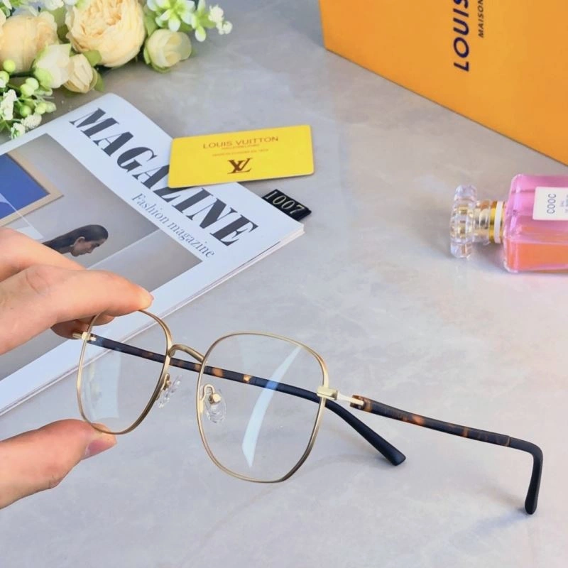 Seasonal Louis Vuitton Sunglasses 280461