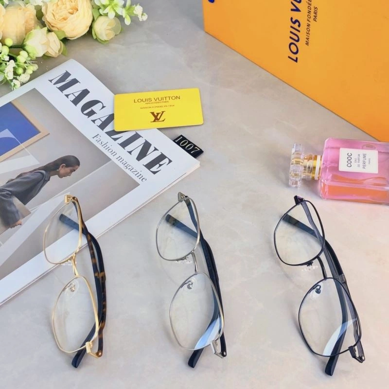 Seasonal Louis Vuitton Sunglasses 280461