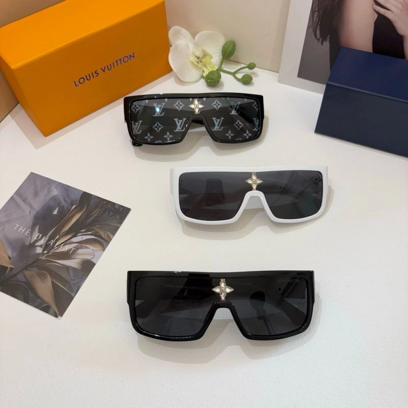 Louis Vuitton Sunglasses Premium 280442