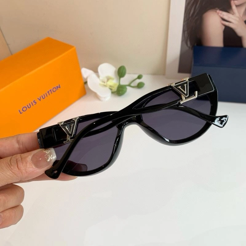 Louis Vuitton Sunglasses Trendsetting 280440