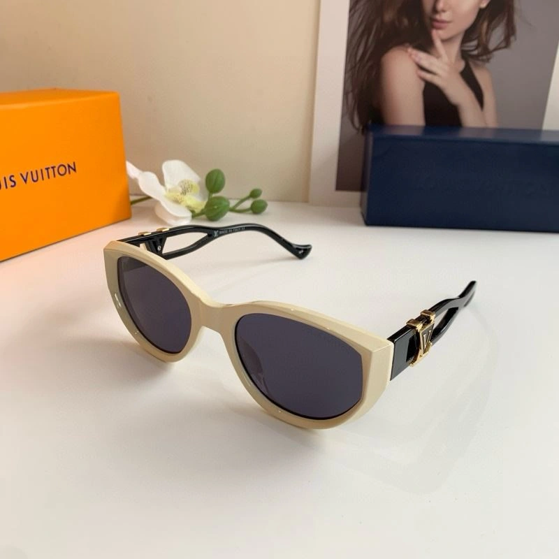 Louis Vuitton Sunglasses Affordable 280448