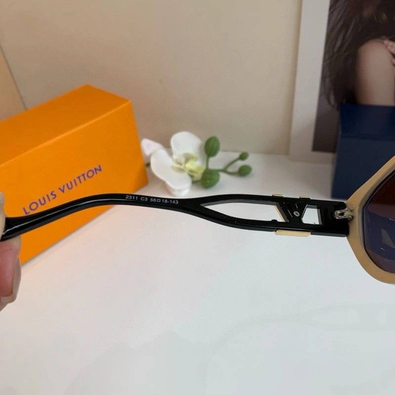 Louis Vuitton Sunglasses Affordable 280448