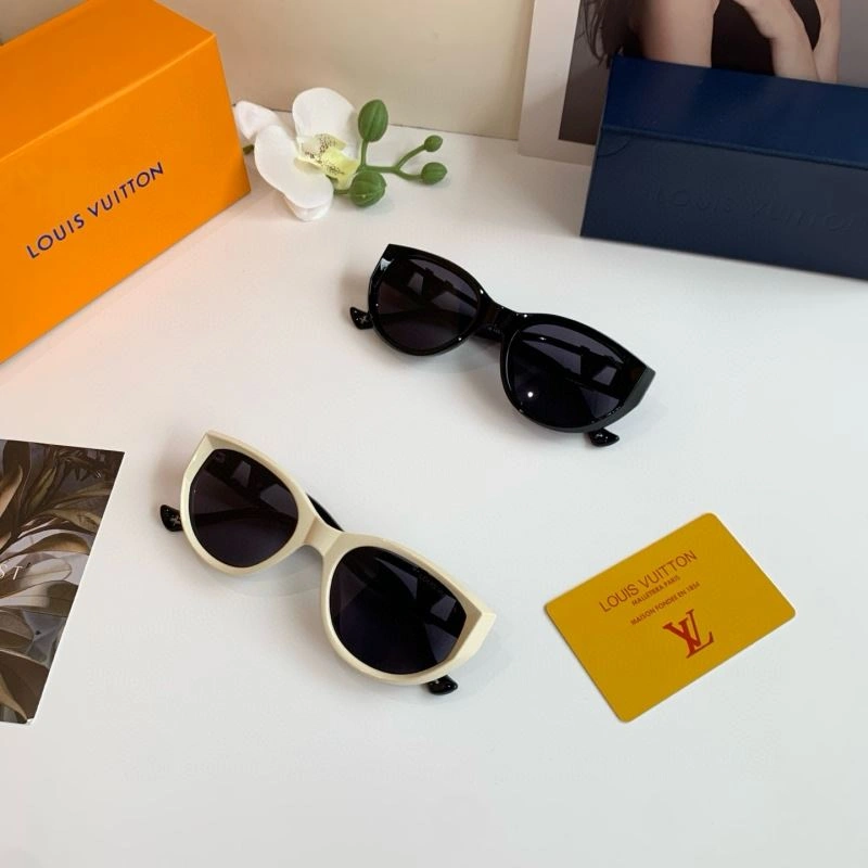 Louis Vuitton Sunglasses Affordable 280448