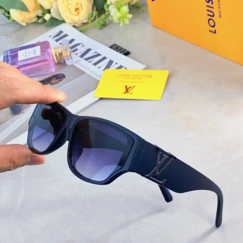 Louis Vuitton Sunglasses WellDesigned 280458