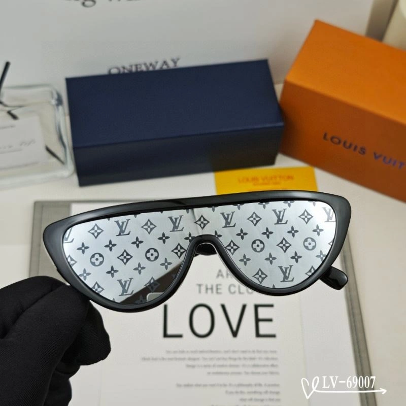 Thermal Louis Vuitton Sunglasses 280457