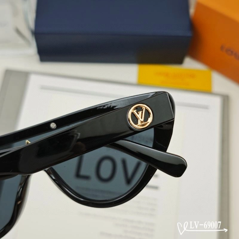 Thermal Louis Vuitton Sunglasses 280457