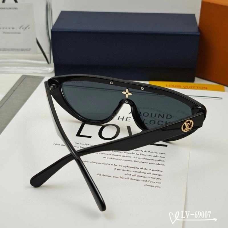 Thermal Louis Vuitton Sunglasses 280457