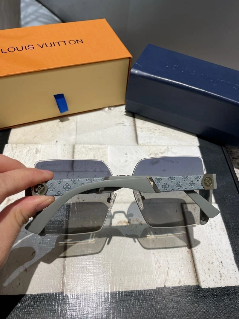 Effortless Louis Vuitton Sunglasses 280430