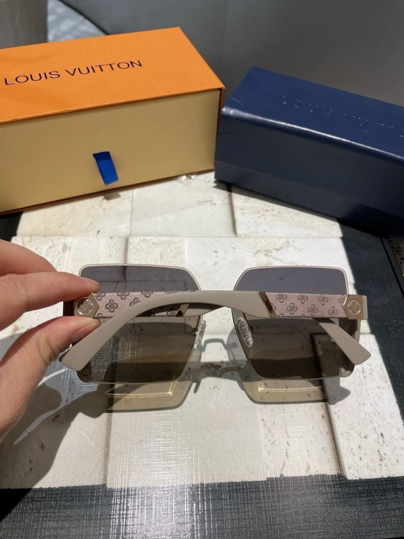 Louis Vuitton Sunglasses RelaxedFit 280435
