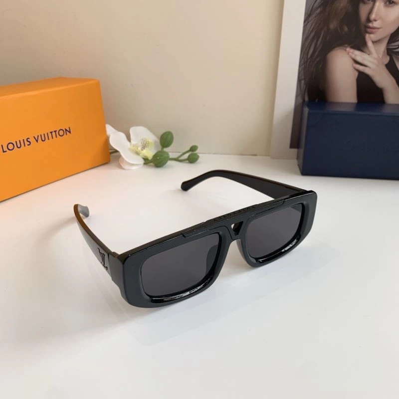 Timeless Louis Vuitton Sunglasses 280432