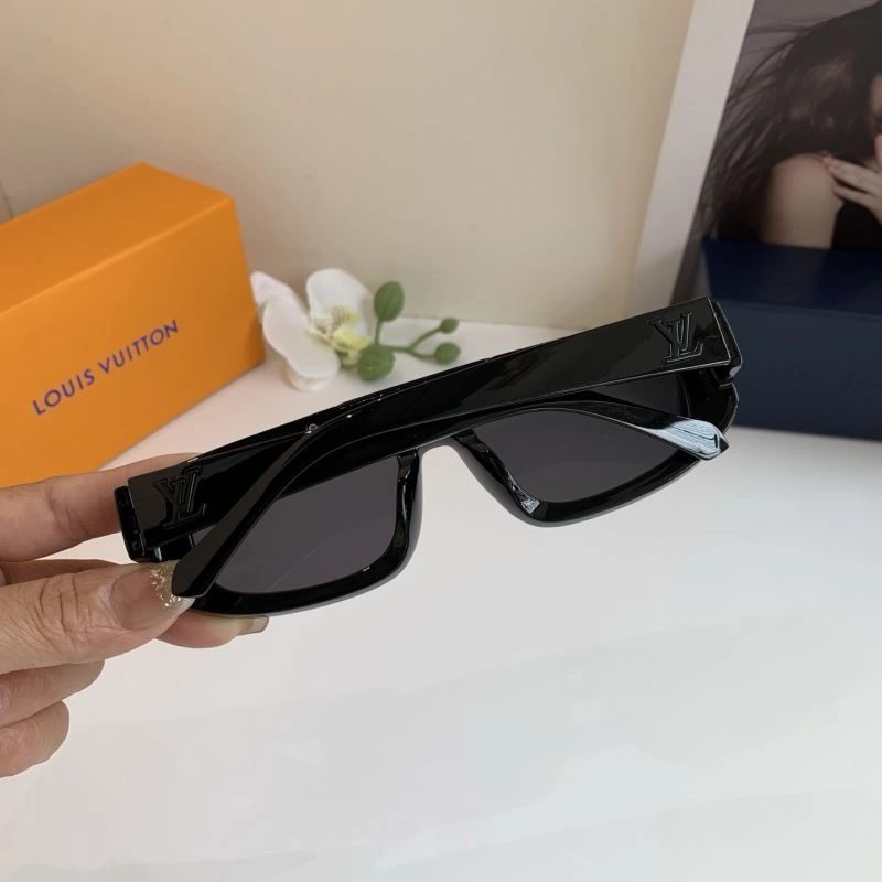 Timeless Louis Vuitton Sunglasses 280432