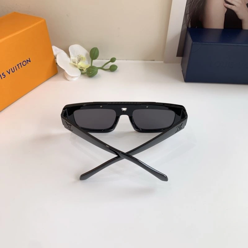 Timeless Louis Vuitton Sunglasses 280432