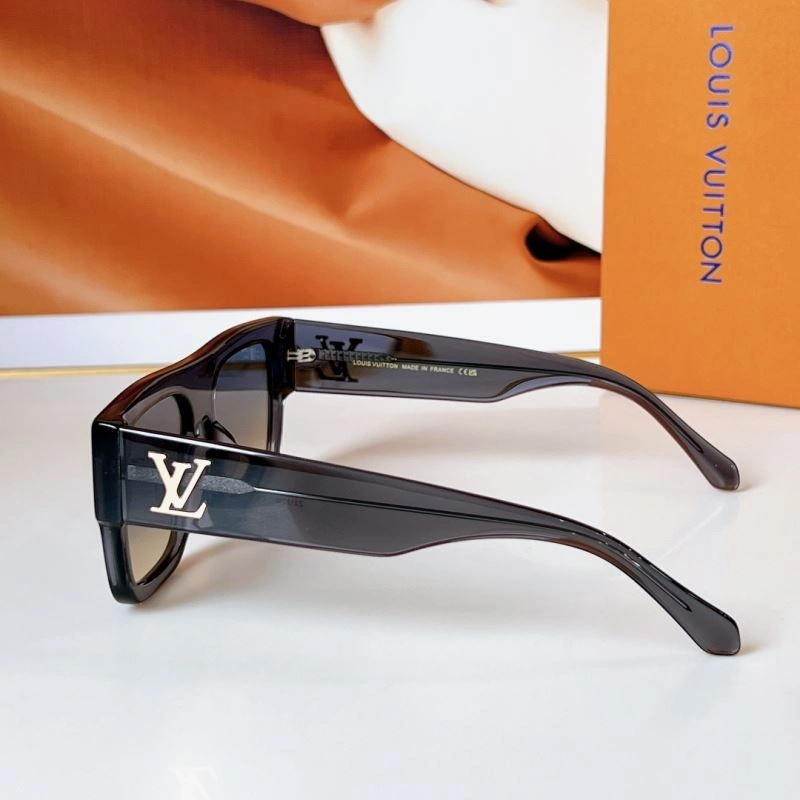 Louis Vuitton Sunglasses WeatherProof 280438
