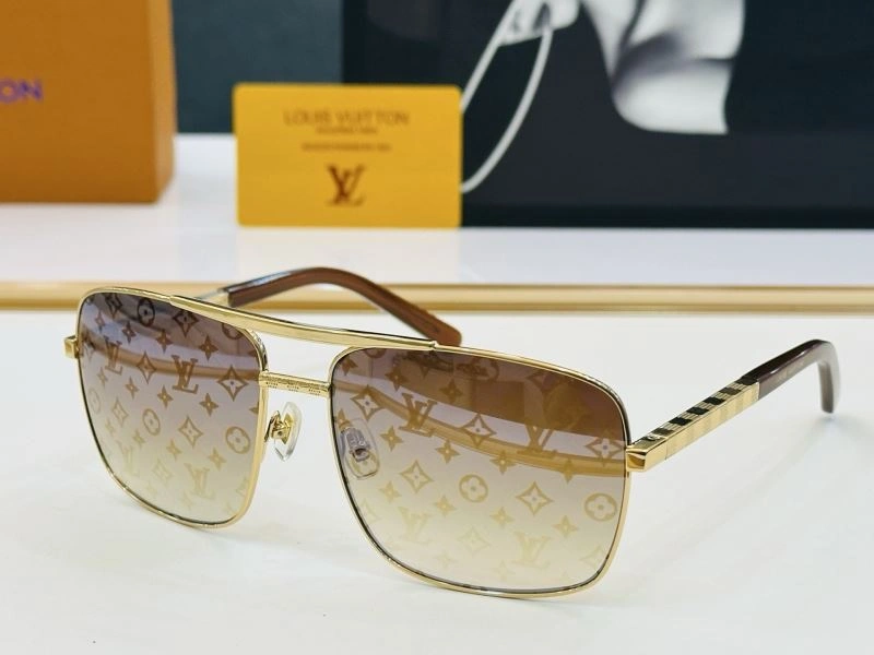 Louis Vuitton Sunglasses Practical 280422