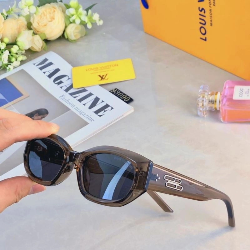 Louis Vuitton Sunglasses MoistureWicking 280419