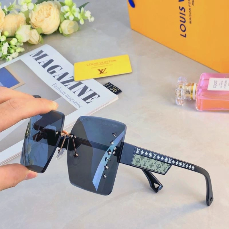 Louis Vuitton Sunglasses Durable 280418
