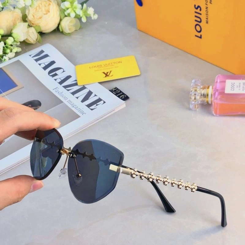Stretchable Louis Vuitton Sunglasses 280406