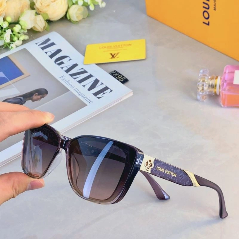 Louis Vuitton Sunglasses Unisex 280400