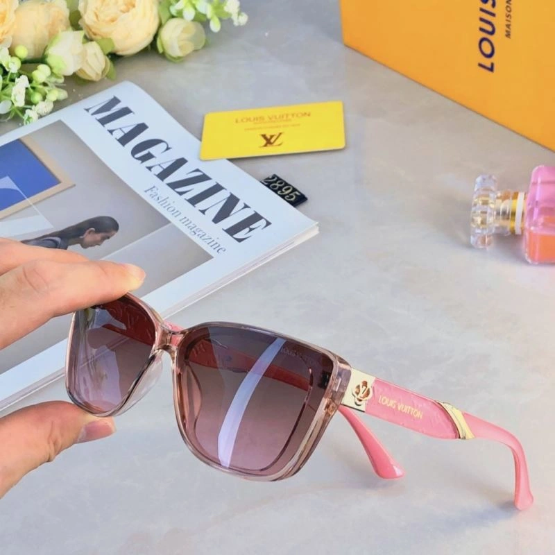 Louis Vuitton Sunglasses Unisex 280400