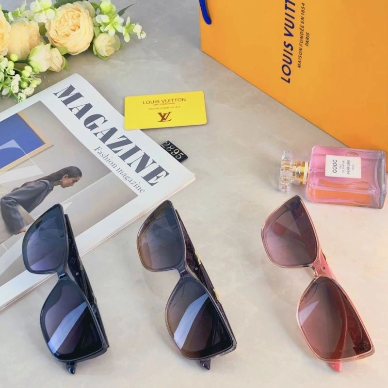 Louis Vuitton Sunglasses Unisex 280400