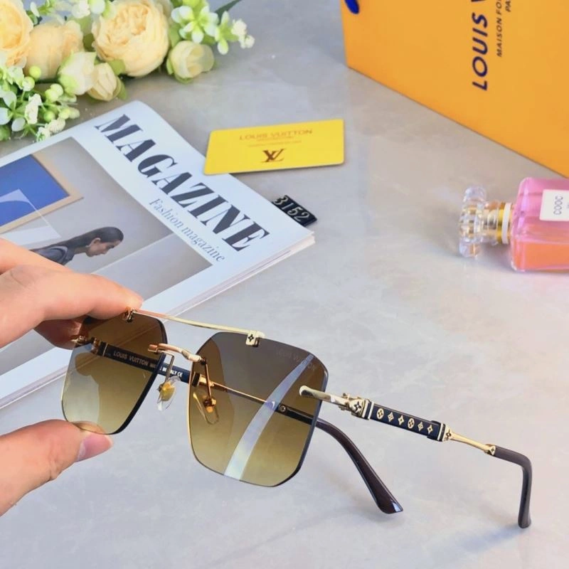 Packable Louis Vuitton Sunglasses 280386