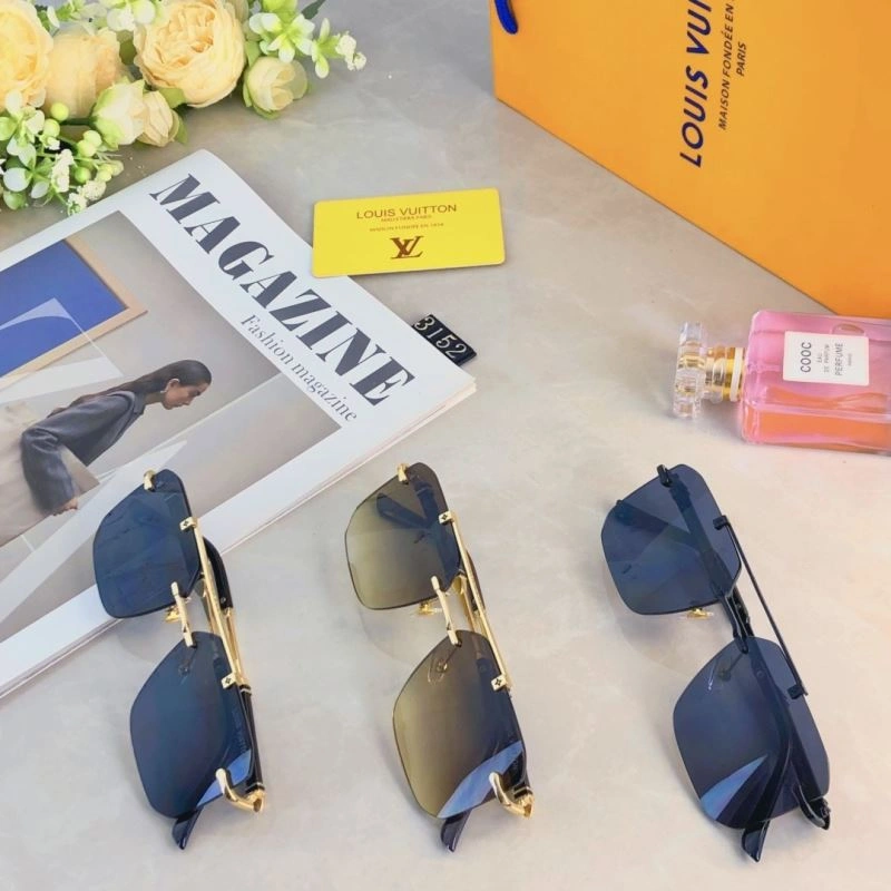Packable Louis Vuitton Sunglasses 280386