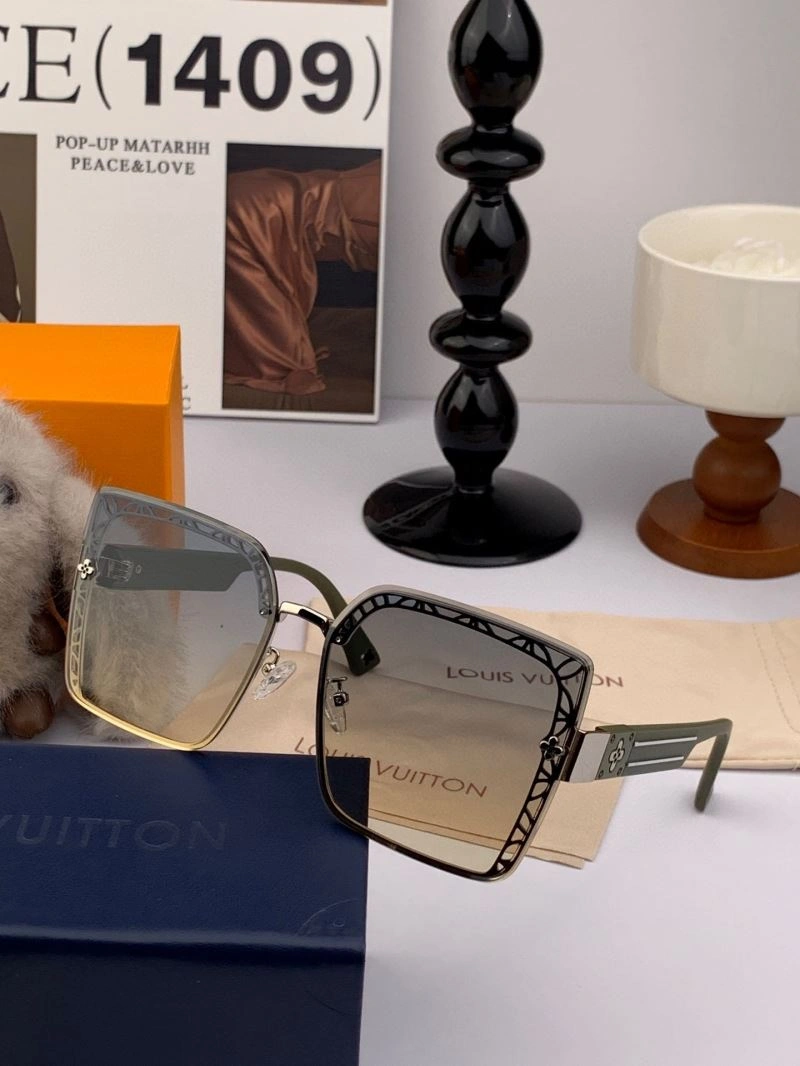 FashionForward Louis Vuitton Sunglasses 281057