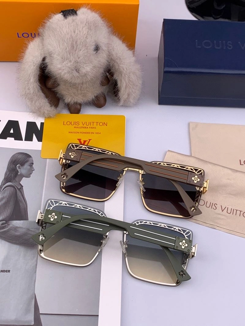 FashionForward Louis Vuitton Sunglasses 281057