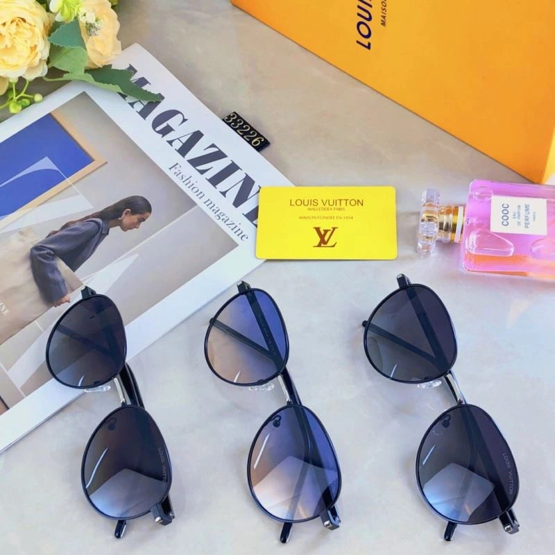 Louis Vuitton Sunglasses Practical 281056