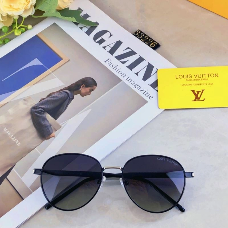 Louis Vuitton Sunglasses Practical 281056