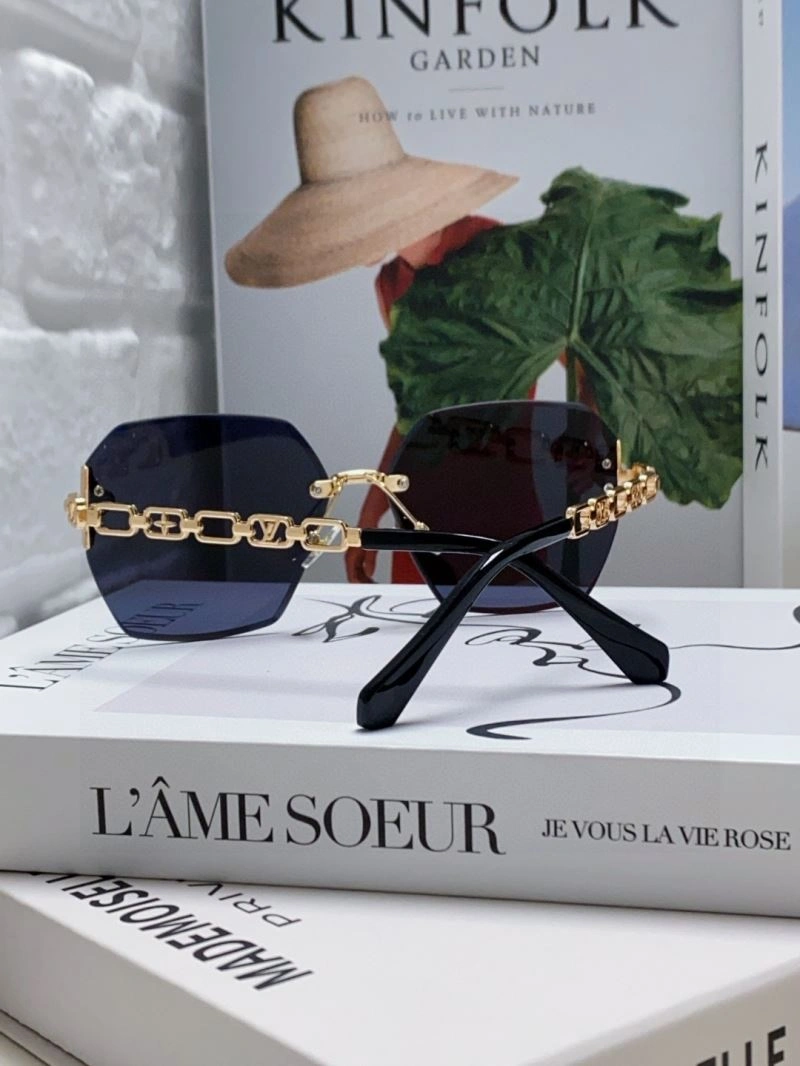 Louis Vuitton Sunglasses Compact 281053