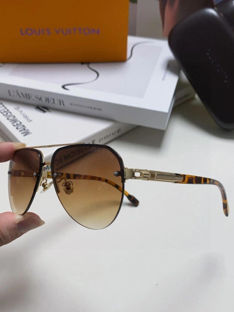 UrbanChic Louis Vuitton Sunglasses 281052