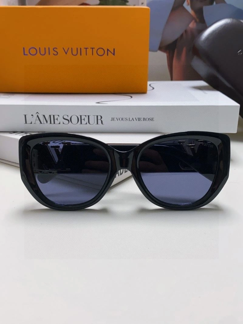 Louis Vuitton Sunglasses Functional 281050