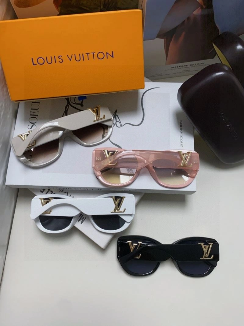 Louis Vuitton Sunglasses Functional 281050