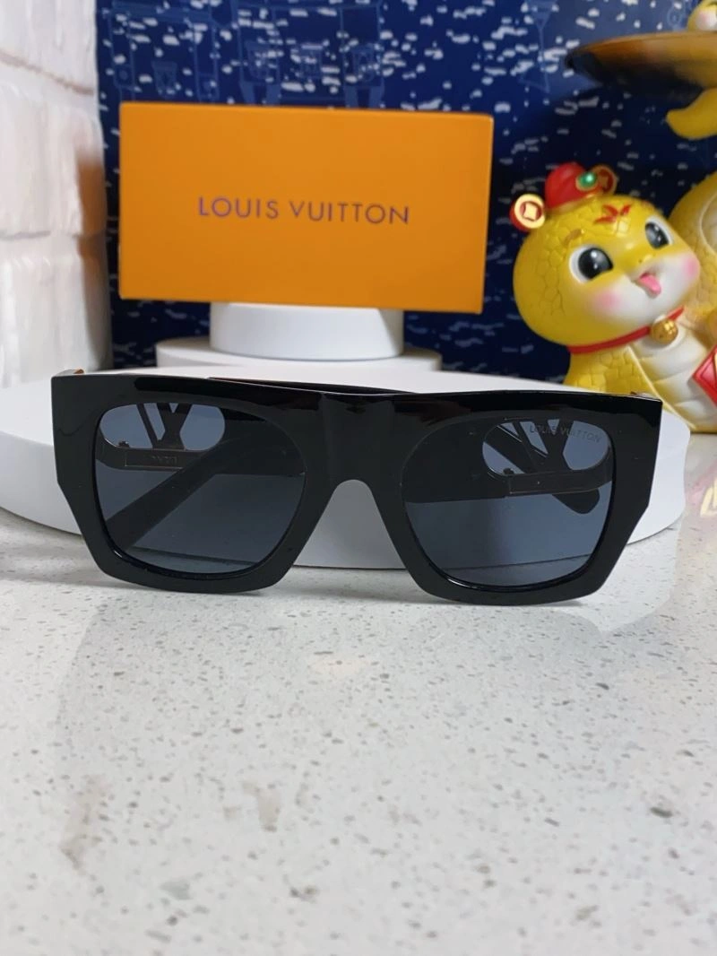 Sustainable Louis Vuitton Sunglasses 281048