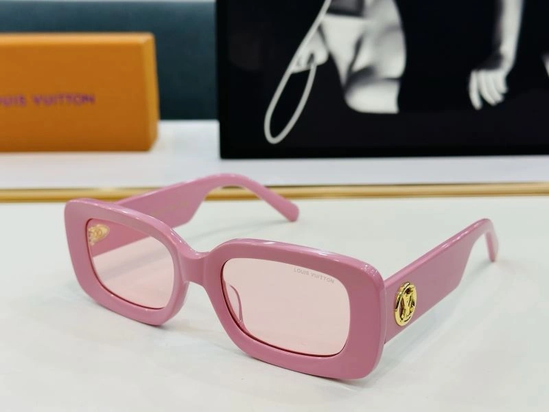 Louis Vuitton Sunglasses Bold 281025