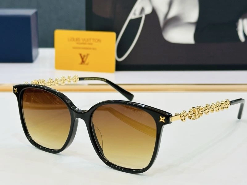 EyeCatching Louis Vuitton Sunglasses 281024