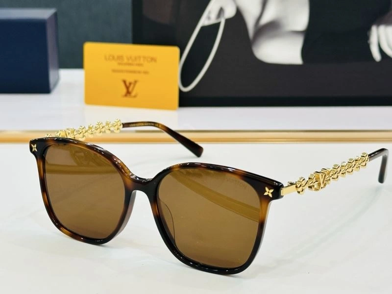 EyeCatching Louis Vuitton Sunglasses 281024