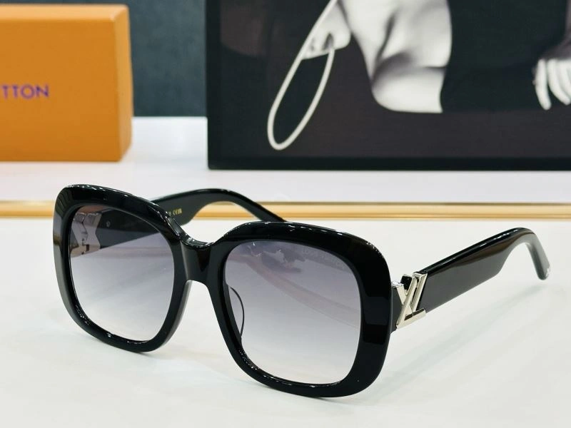 Louis Vuitton Sunglasses EasyMatch 281047