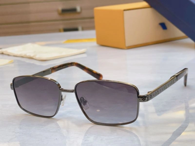 Louis Vuitton Sunglasses Breathable 281040
