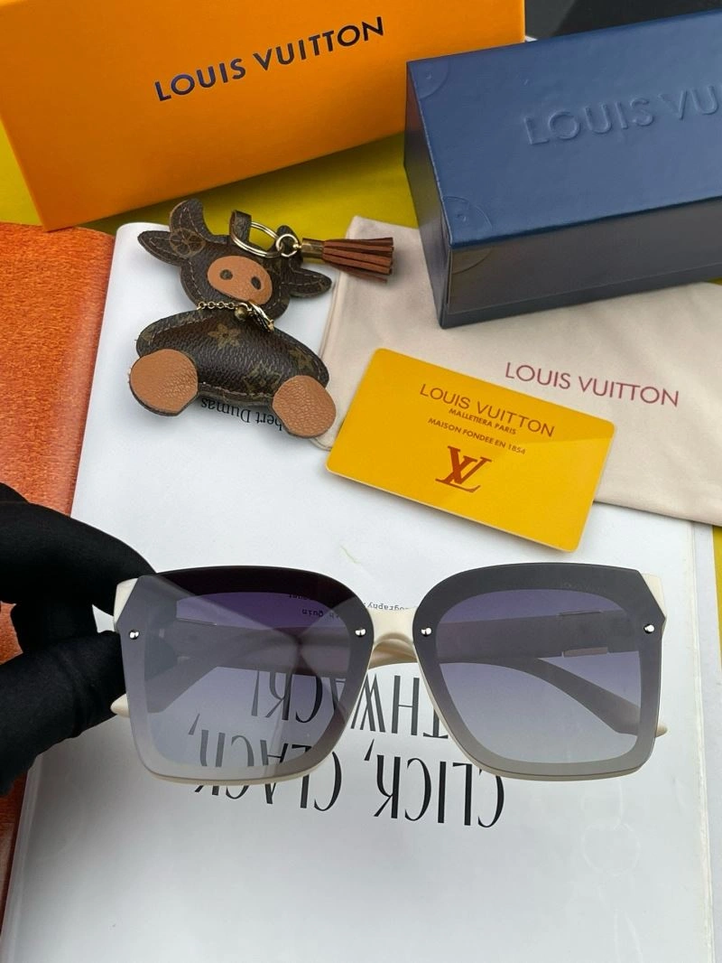 Louis Vuitton Sunglasses WellDesigned 281041