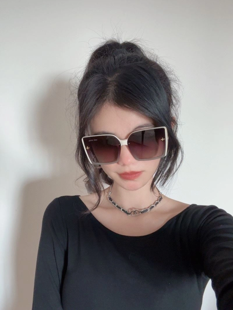 NewStyle Louis Vuitton Sunglasses 281018