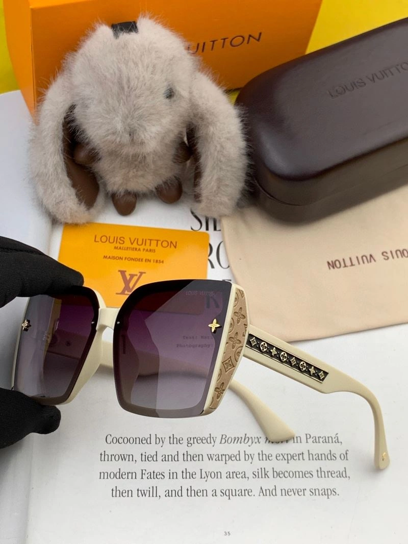 NewStyle Louis Vuitton Sunglasses 281018