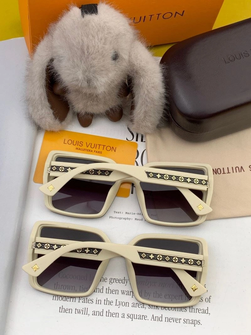 NewStyle Louis Vuitton Sunglasses 281018