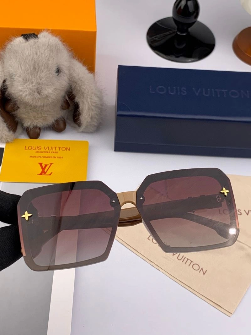 Casual Louis Vuitton Sunglasses 281032