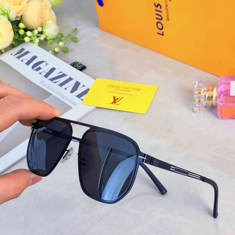 Practical Louis Vuitton Sunglasses 281026