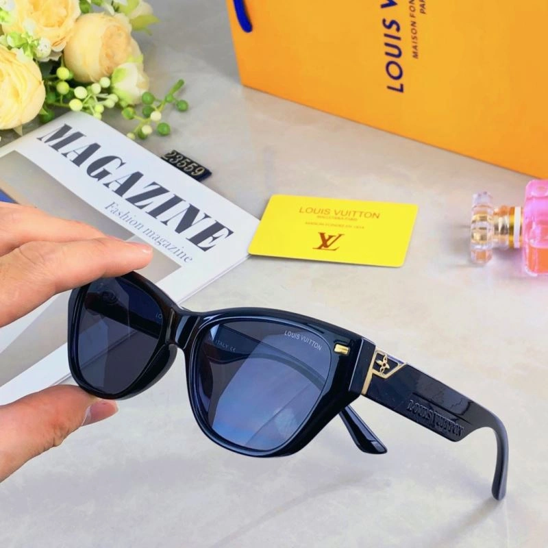ModernLook Louis Vuitton Sunglasses 281044